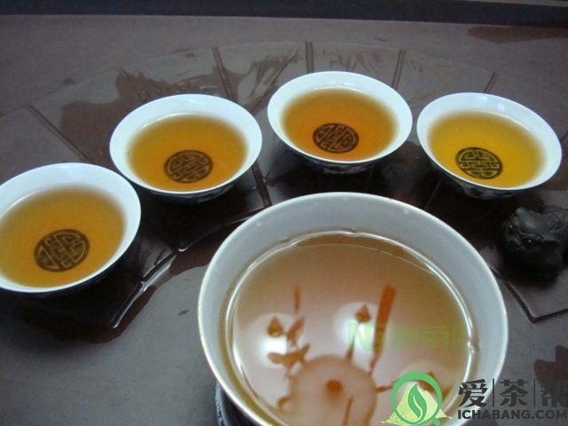 观摩普洱茶的冲泡方法之盖碗冲泡法