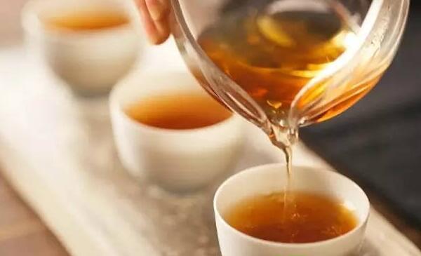价廉物美的蜂蜜红茶具有减肥的功效