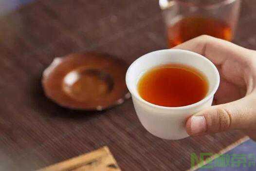 老年人应该喝什么茶叶最好_喝什么茶叶最好
