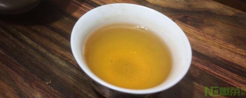 沱茶和普洱茶泡的茶水的区别？