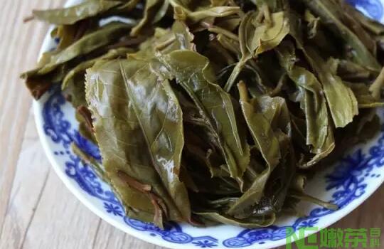 普洱茶叶子有什么特征？