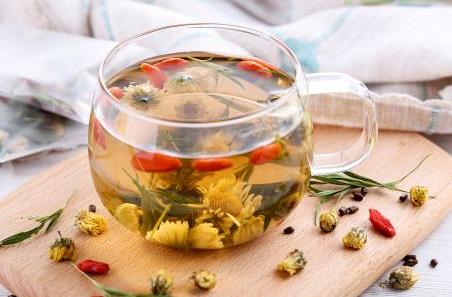 喝复方阿胶浆不能喝茶，菊花，枸杞，红枣一起泡水，这算是茶吗？